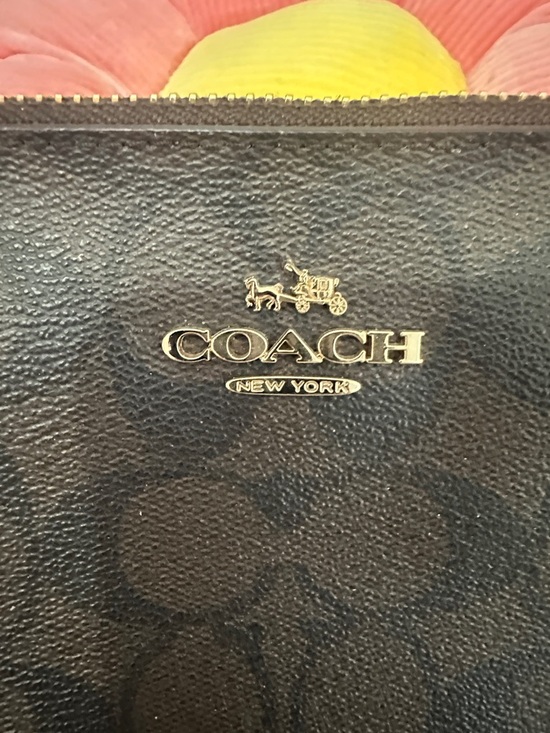 Coach Brown Signature Crossbody with Pink Trim - Picture 2 of 11